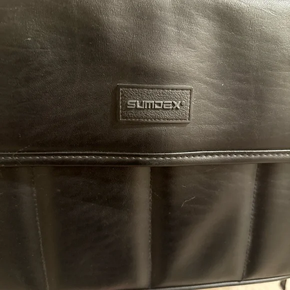 SUMDEX High Quality Thick Black Leather Shoulder Travel Laptop Messenger Bag - Picture 8 of 8